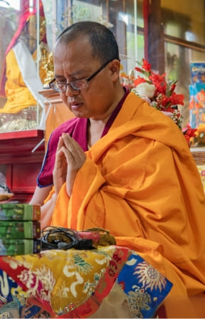 100.000 Berlindung & Membangkitkan Bodhicitta